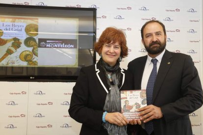 Margarita Torres y José Miguel Ortega cuando presentaron hace diez años su libro ‘Los reyes del Grial’. RAMIRO
