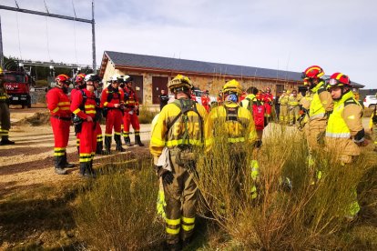 Quema controlada de los Bomberos de León