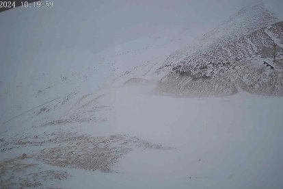 San Isidro sigue afectado por el temporal de frío y nieve.