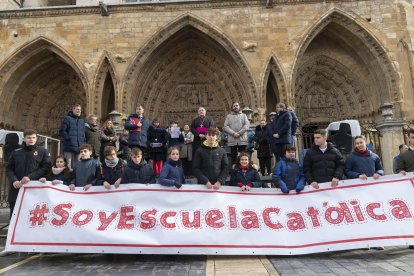 Encuentro de Escuelas Católicas en la Catedral de León