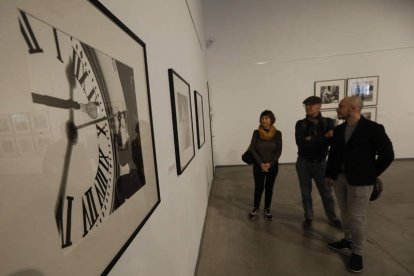 El reloj de la Puerta del Sol, obra del relojero leonés Losada. RAMIRO