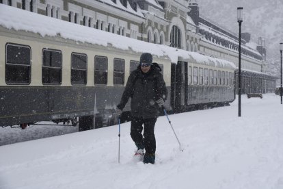 Nieve en Canfranc (Huesca) el pasado domingo.