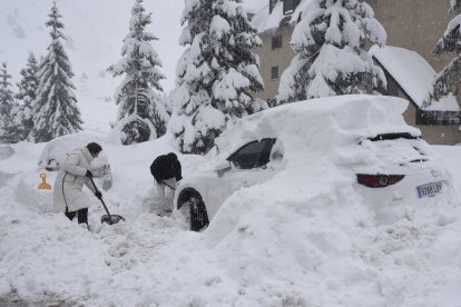 Nieve en Canfranc (Huesca) el pasado domingo.