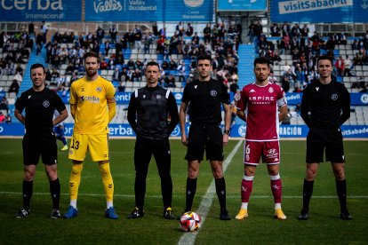 Un lance del partido CE Sabadell-Cultural en la Nova Creu Alta.