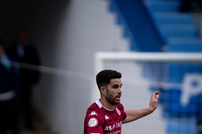 Un lance del partido CE Sabadell-Cultural en la Nova Creu Alta.