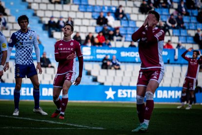 Un lance del partido CE Sabadell-Cultural en la Nova Creu Alta.