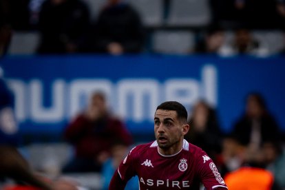 Un lance del partido CE Sabadell-Cultural en la Nova Creu Alta.