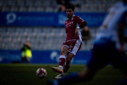 Un lance del partido CE Sabadell-Cultural en la Nova Creu Alta.