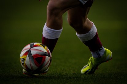 Un lance del partido CE Sabadell-Cultural en la Nova Creu Alta.