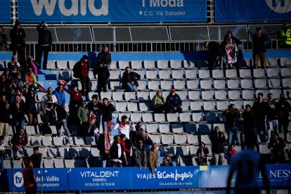 Un lance del partido CE Sabadell-Cultural en la Nova Creu Alta.