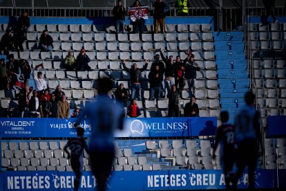 Un lance del partido CE Sabadell-Cultural en la Nova Creu Alta.