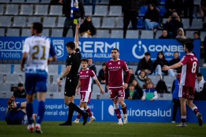 Un lance del partido CE Sabadell-Cultural en la Nova Creu Alta.