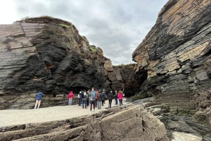 Geoturismo en As Catedrais.