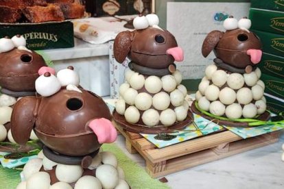 Las monas de Pascua son toda una referencia en Confitería Conrado de La Bañeza.