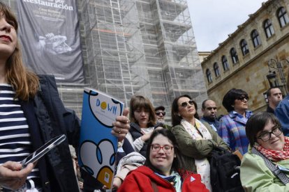 Un grupo de personas en el acto en Botines. 