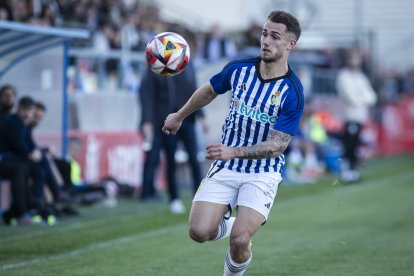 Juanfran García se estrenó con derrota al frente de la Ponferradina ante la SD Tarazona.