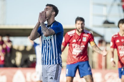 Juanfran García se estrenó con derrota al frente de la Ponferradina ante la SD Tarazona.