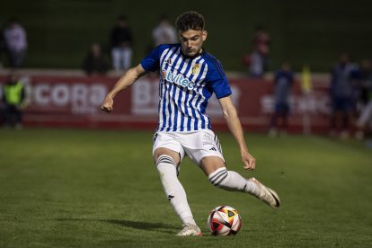 Juanfran García se estrenó con derrota al frente de la Ponferradina ante la SD Tarazona.
