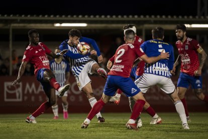 Juanfran García se estrenó con derrota al frente de la Ponferradina ante la SD Tarazona.