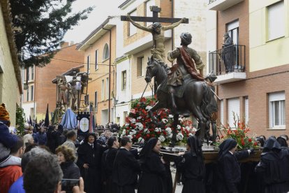 Procesión del Víacrucis en Sahagún, en Miércoles Santo.  ACACIO DÍAZ
