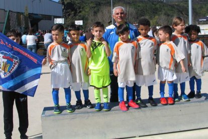 Equipo de La Morenica.  MACÍAS