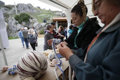 Lo localidad de Salamón acogió una intensa jornada con talleres, demostraciones y exposiciones.