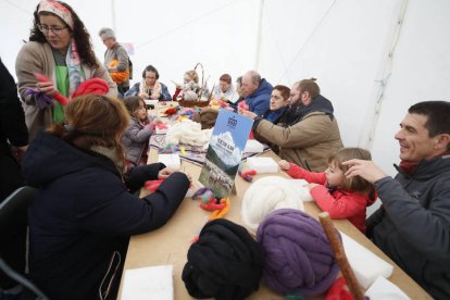Lo localidad de Salamón acogió una intensa jornada con talleres, demostraciones y exposiciones.