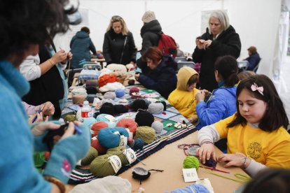 Lo localidad de Salamón acogió una intensa jornada con talleres, demostraciones y exposiciones.