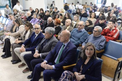 Presentación de los actos por los 50 años de funcionamiento del instituto de Armunia.
