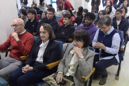 Presentación de los actos por los 50 años de funcionamiento del instituto de Armunia.