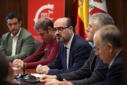Javier García-Bueso, Iván Alonso, Marco Morala, Jorge Vega y Francisco Balado.