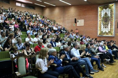 El paraninfo de Veterinaria, durante el homenaje a Valentín Pérez