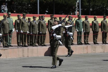 Un instante durante el acto de toma de posesión del coronel Monguío Bergua.