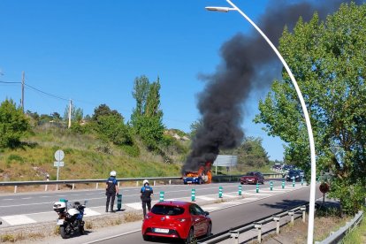 Otra imagen del incendio