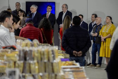 El centro Expocoyanza acoge desde este sábado hasta el domingo la tercera edición de Iberqueso, la feria del queso de España y Portugal, con 27 productores.