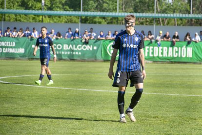 La Deportiva puntúa en Arenteiro.