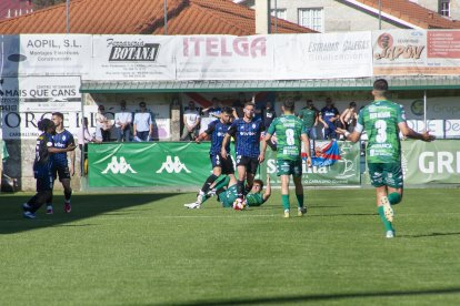 La Deportiva puntúa en Arenteiro.