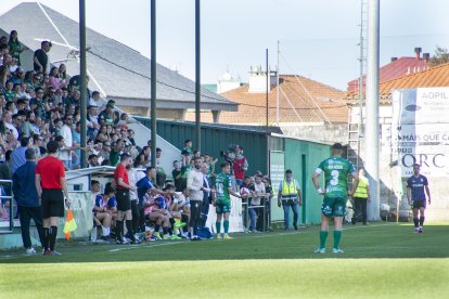 La Deportiva puntúa en Arenteiro.