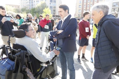 Carrera popular organizada por la Junta para celebrar el día de Castilla y León en la capital leonesa