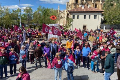 Manifestación en León como respuesta a los actos de la Junta por Villalar en la capital leonesa.