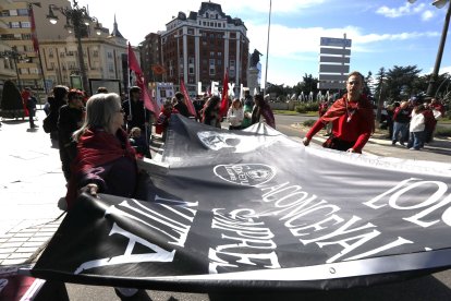 Manifestación en León como respuesta a los actos de la Junta por Villalar en la capital leonesa.