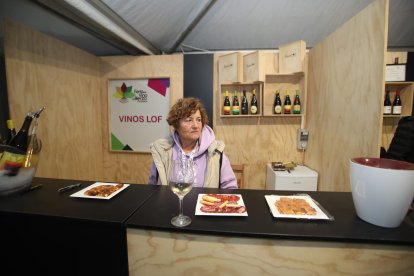 Una veintena de bodegas participan en el evento vitivinícola durante todo el fin de semana.