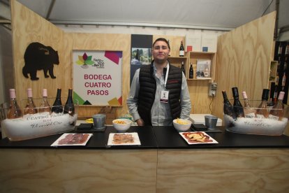 Una veintena de bodegas participan en el evento vitivinícola durante todo el fin de semana.
