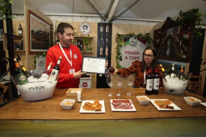 Una veintena de bodegas participan en el evento vitivinícola durante todo el fin de semana.