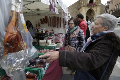Feria del Embutido y Queso de La Bañeza.