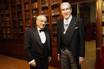 Ingreso del político leonés Rodolfo Martín Villa en la Academia de las Ciencias Morales y Políticas, en 2013.