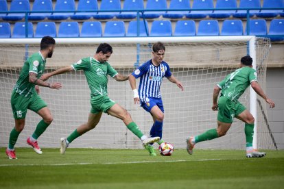 El equipo berciano consigue un triunfo y suma tres puntos fundamentales.