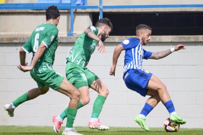 El equipo berciano consigue un triunfo y suma tres puntos fundamentales.