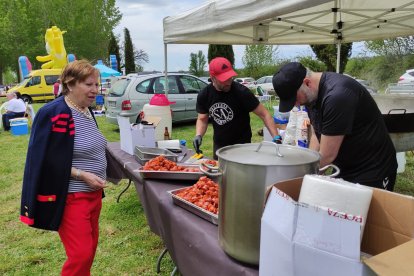 Vegas y Villanueva del Condado rivalizan hoy de nuevo en su romería.