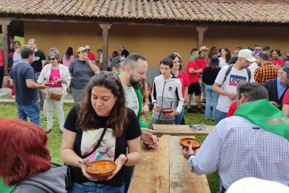 Vegas y Villanueva del Condado rivalizan hoy de nuevo en su romería.